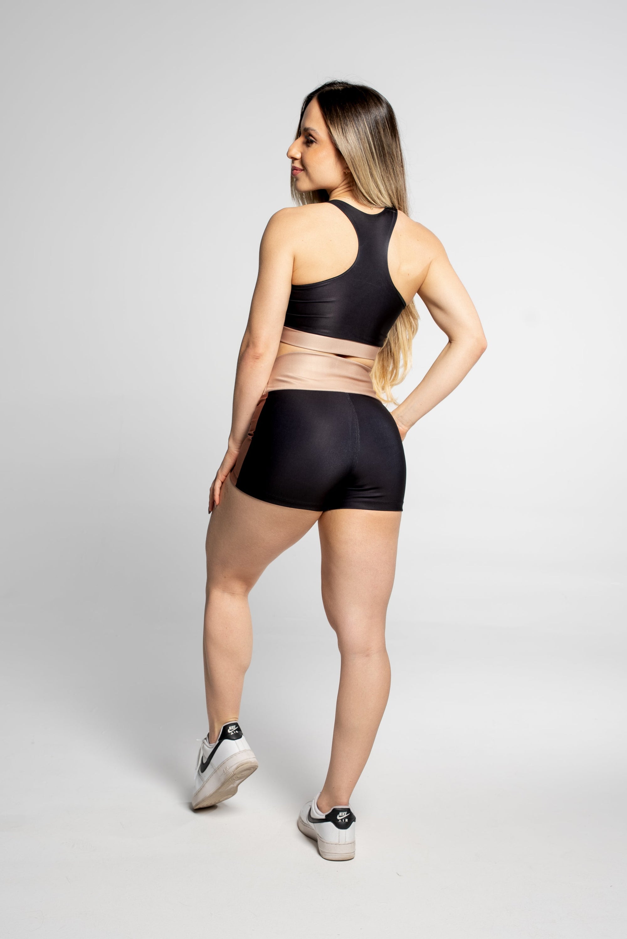 Shorts Curto Mocha