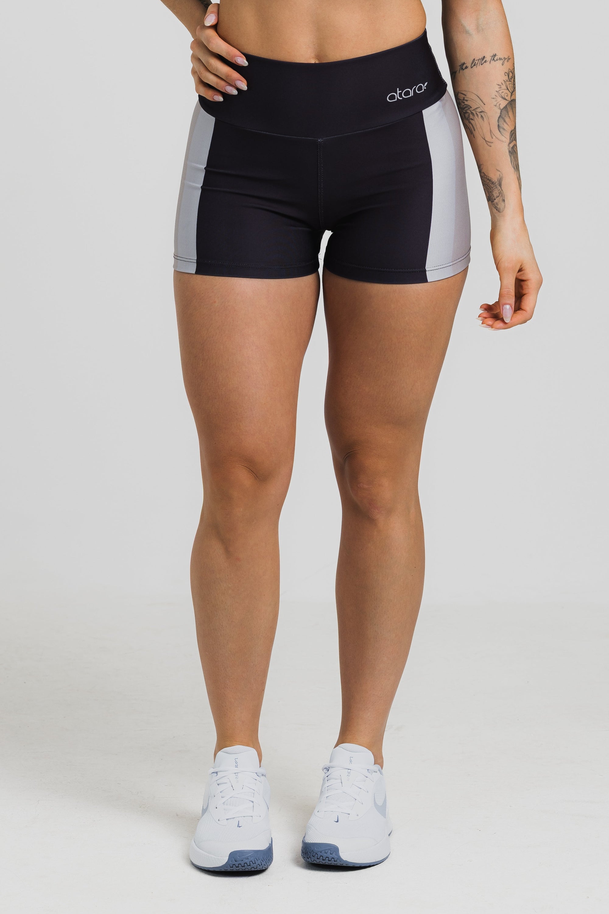 Shorts Curto Black Blend
