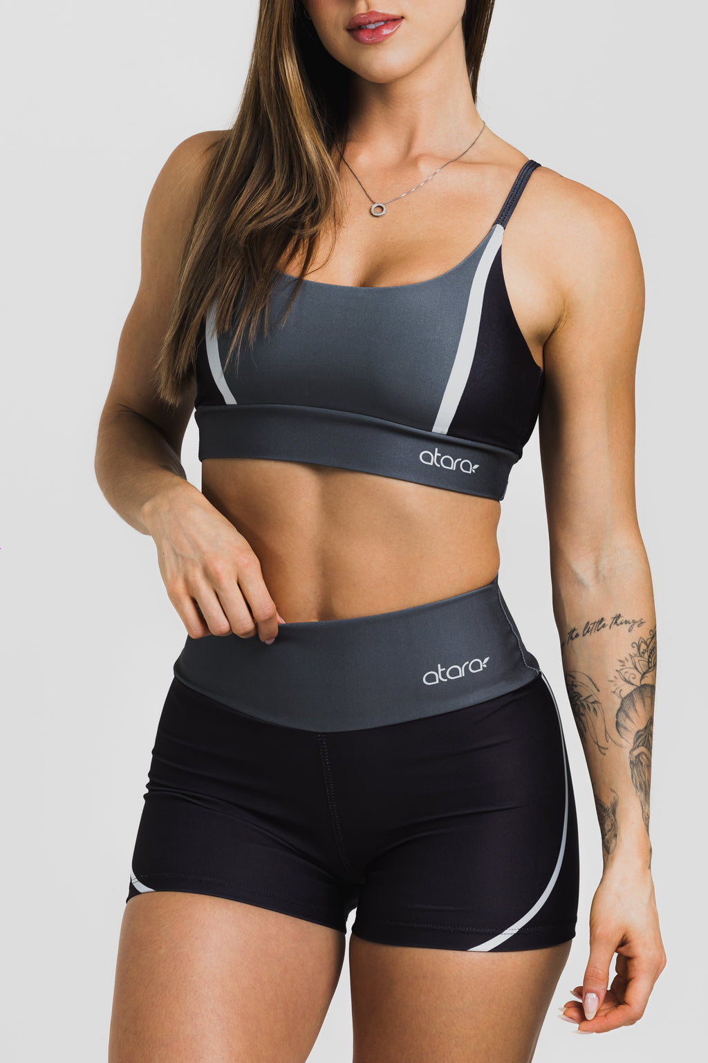 Shorts Curto Graphite Black