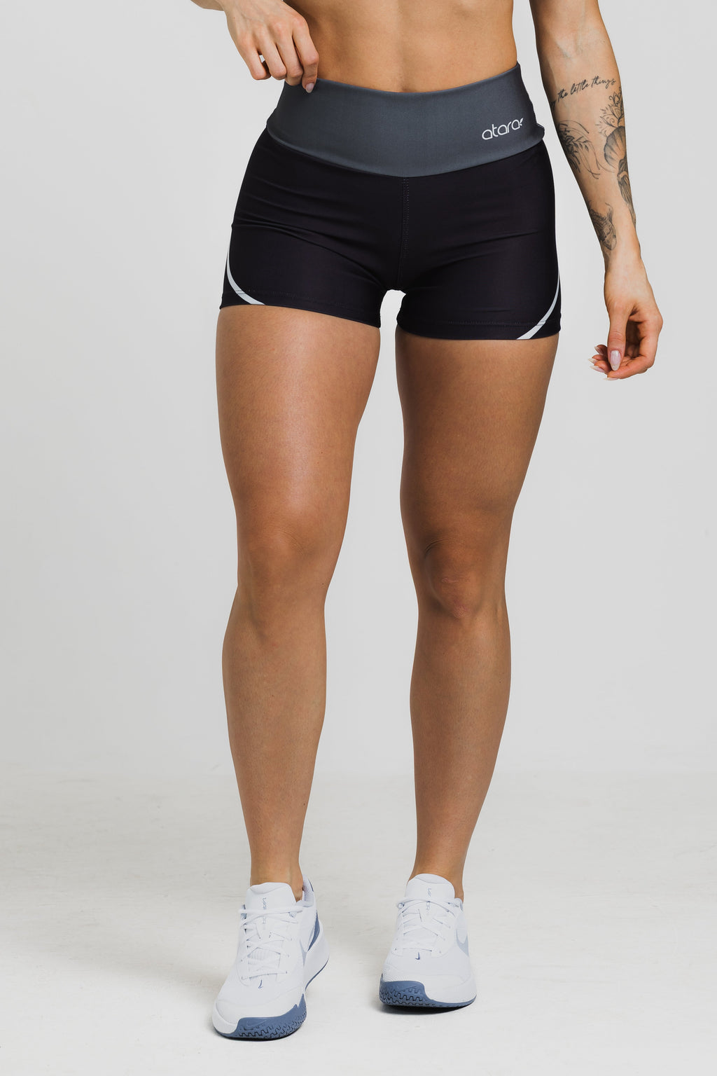 Shorts Curto Graphite Black