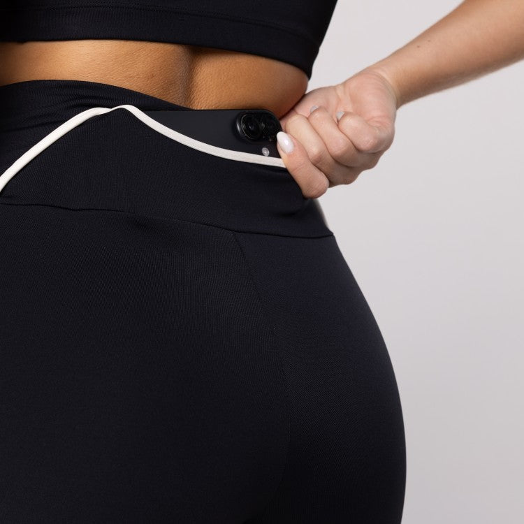 Short Softglow Preto