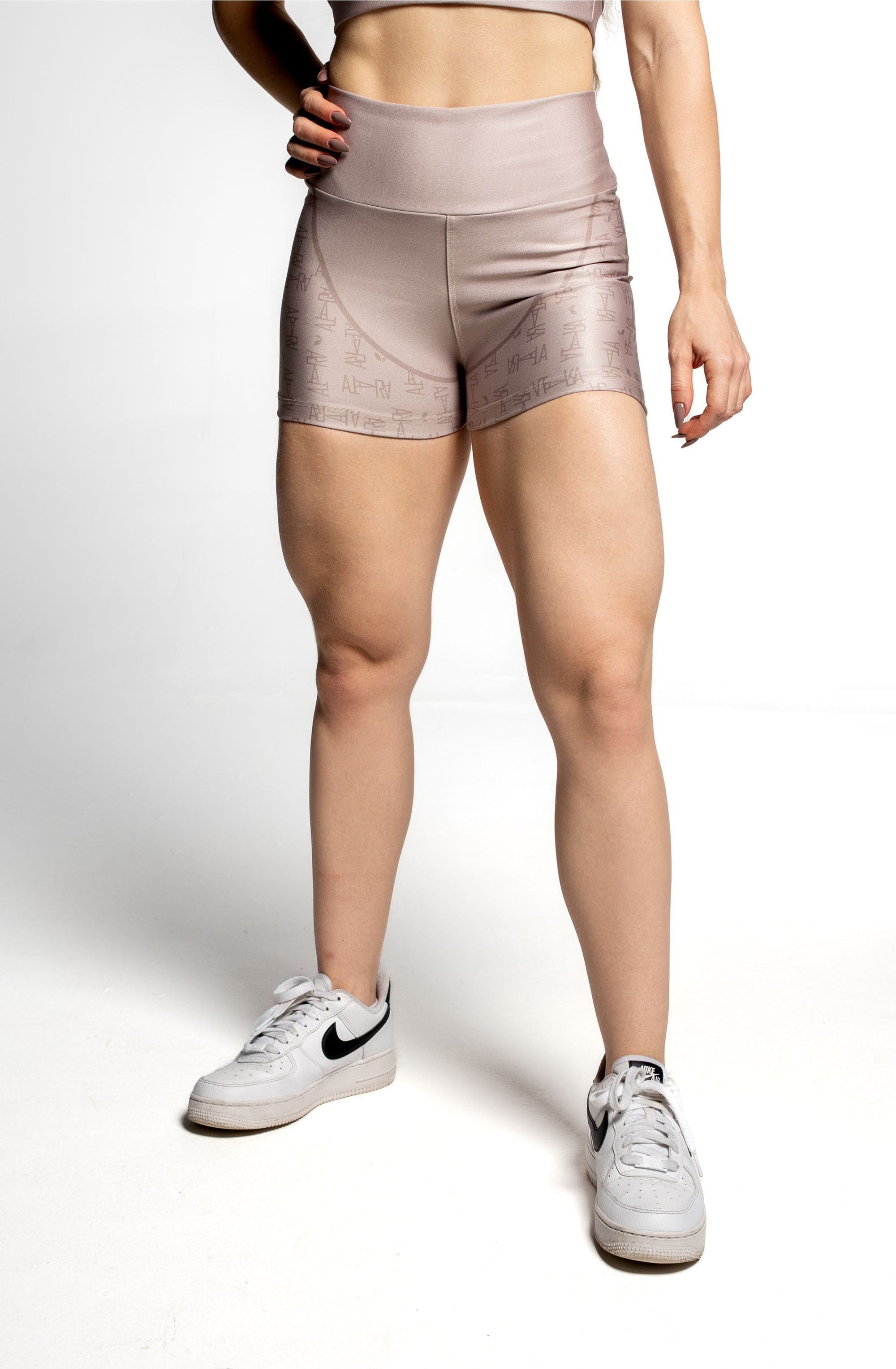Shorts Curto Rotary Coffee